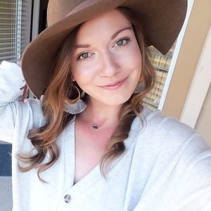 Meet your Posher, Natalie